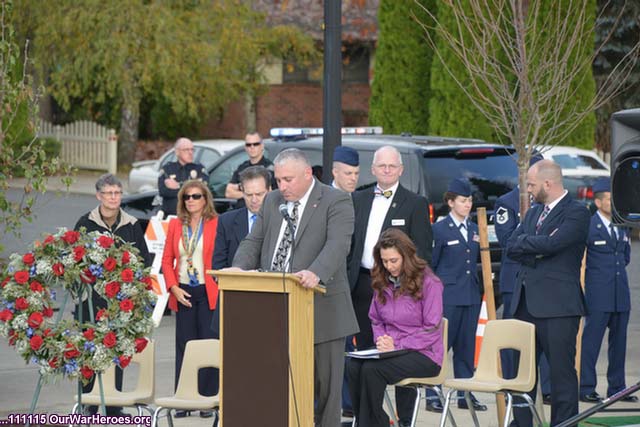 111115_4945