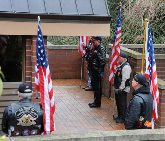 2718